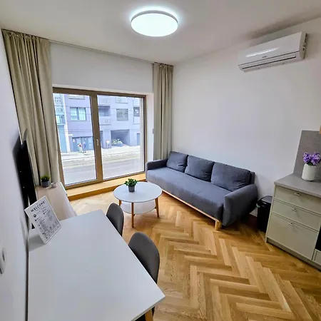 Stylish In Center Διαμέρισμα Μπρατισλάβα